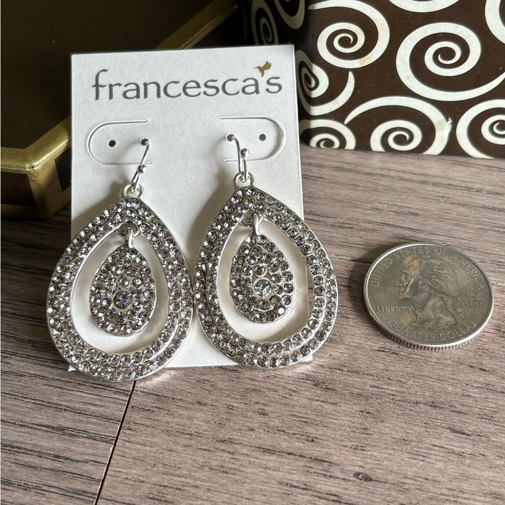 Stunning Rhinestone Earrings - Picture 6 of 7